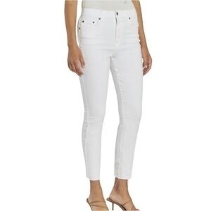 ELLE MID RISE WHITE JEANS SIZE 4